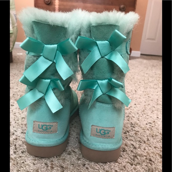 Aqua Bailey Bow Uggs - Picture 3 of 8